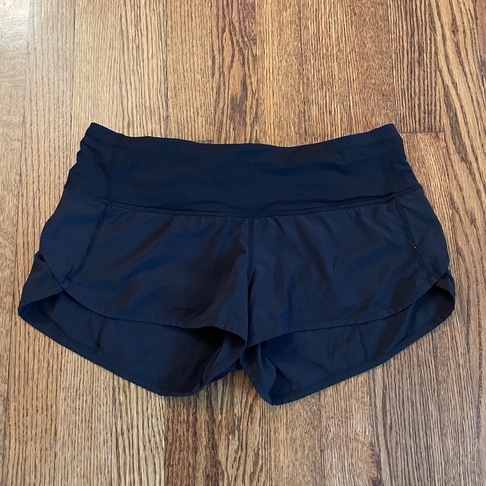 Lululemon Speed Short Black with Block-It Pocket Size 6